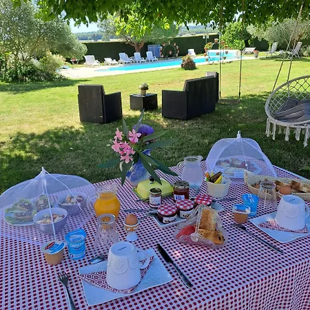 La Garenne Couette-café *